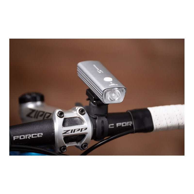 ベストスポーツ SERFAS（サーファス）製品。SERFAS サーファス 自転車 アクセサリー ライト フロントライト ヘッドライト USL-200 142g IPX4 防水 2.5時間で満充電 3段階で充電残量を表示