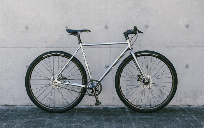 FUJI VAPAH 56 2025 25VAPABM56 | 自転車、ゴルフ、アウトドアの