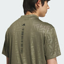 ベストスポーツ adidas（アディダス）製品。adidas BOSロゴ柄デボス モックネック 半袖シャツ 25SS KVH25