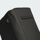 ベストスポーツ adidas（アディダス）製品。adidas メタルロゴ ボストンバッグ 25SS KVH47