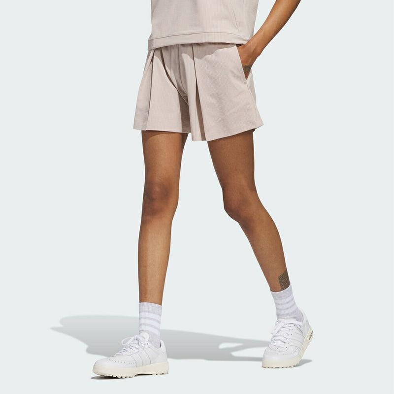 ベストスポーツ adidas（アディダス）製品。adidas ビヨンド ザ コース 撥水プリーツ ショートパンツ 25SS KWH88