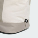 ベストスポーツ adidas（アディダス）製品。adidas チップ in NYC ラウンドバッグ 25FW VD372