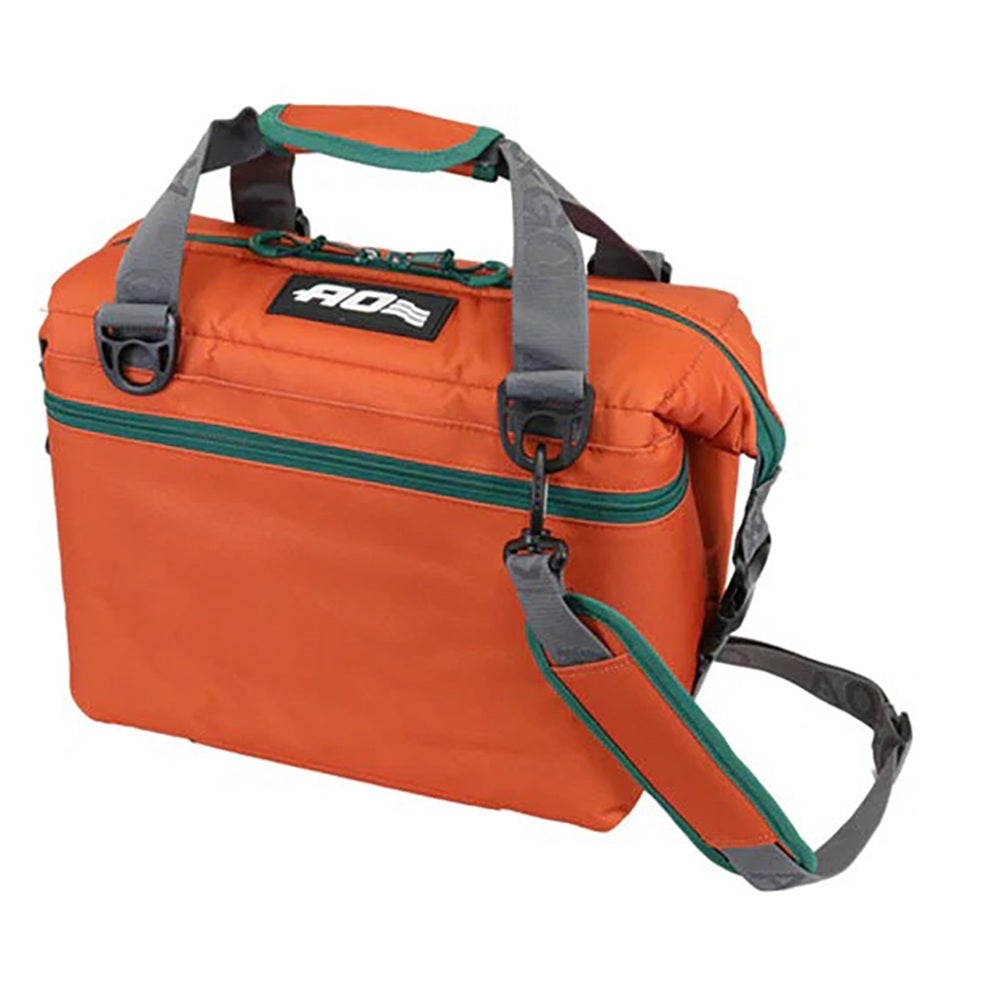 AO Coolers 12パック キャンバス ソフトクーラー AO12 | 自転車