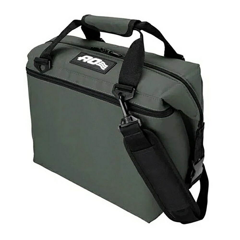 AO Coolers 12パック キャンバス ソフトクーラー AO12 | 自転車