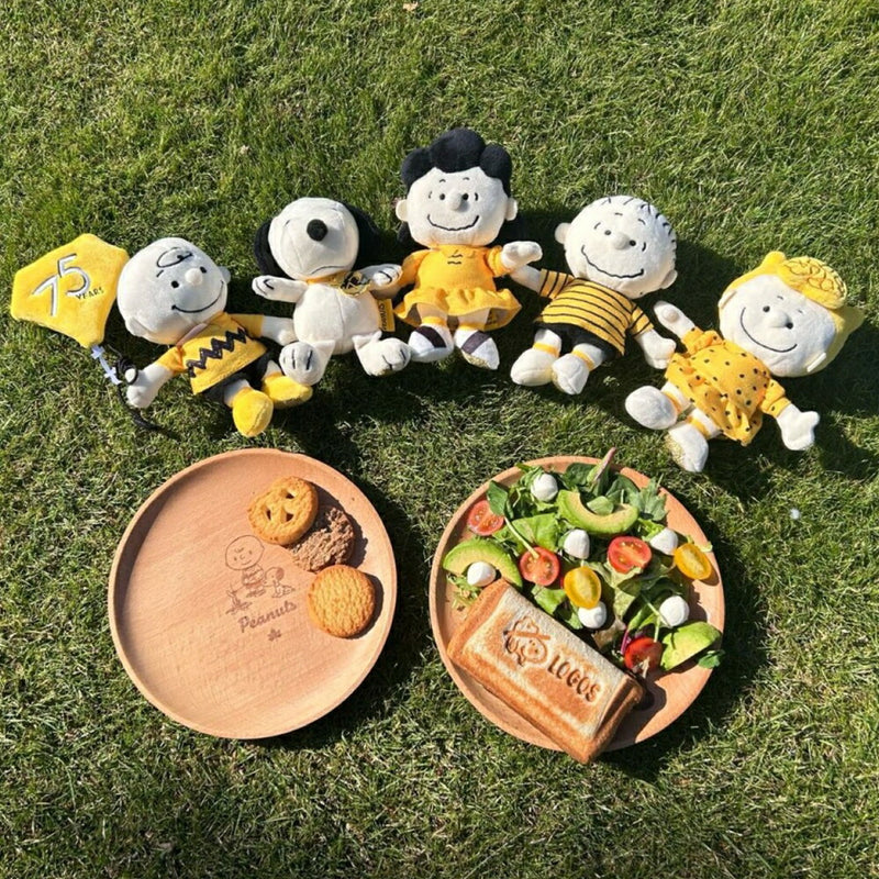 ベストスポーツ LOGOS（ロゴス）製品。LOGOS SNOOPY(PEANUTS 75years) 木製プレート 86001136