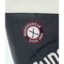 ベストスポーツ Munsingwear（マンシングウェア）製品。Munsingwear カーブロゴカートバッグ 26SS MG6STT43U