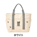 ベストスポーツ Munsingwear（マンシングウェア）製品。Munsingwear グリーンキーパーペンギンデザイン刺繍飛び柄トートバッグ 25SS MG5STT04L