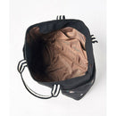 ベストスポーツ Munsingwear（マンシングウェア）製品。Munsingwear グリーンキーパーペンギンデザイン刺繍飛び柄トートバッグ 25SS MG5STT04L