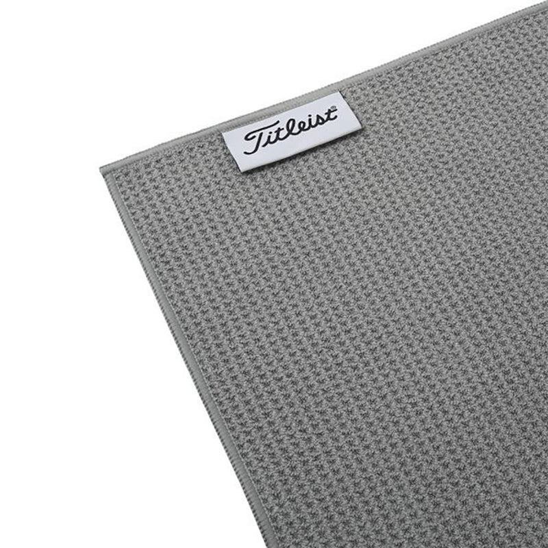 ベストスポーツ Titleist（タイトリスト）製品。Titleist プレーヤーズ マイクロファイバータオル 25SS TA22MFTWL