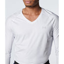 ベストスポーツ Under Armour（アンダーアーマー）製品。Under Armour UAアイソチル フィッティド ロングスリーブ Vネック シャツ/MEN 24SS 1384824