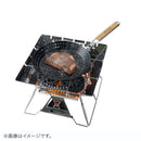 ベストスポーツ LOGOS（ロゴス）製品。LOGOS ロゴス アウトドア クッキング用品 調理器具 MAKIBI グリルPAN グリルパン 81210200 直径30cm 炭火調理 木製ハンドル 折りたたみ コンパクト 持ち運び便利 おしゃれ おすすめ BBQ バーベキュー キャンプ