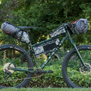 ベストスポーツ Blackburn（ブラックバーン）製品。Blackburn ブラックバーン 自転車 アクセサリー バッグ アウトポストシートパック ドライバッグ 7099765 キャリアバッグ 大容量シートパック 防水スタッフバッグ リップストップ加工