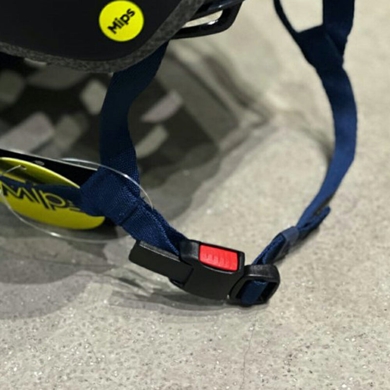 ベストスポーツ GIRO（ジロ）製品。GIRO ジロ 自転車 ヘルメット CORMICK MIPS 自転車 ヘルメット 3511327100431 サイクリング 54～61cm  後部リフレクティブハイライト 