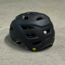 ベストスポーツ GIRO（ジロ）製品。GIRO ジロ 自転車 ヘルメット CORMICK MIPS 自転車 ヘルメット 3511327100431 サイクリング 54～61cm  後部リフレクティブハイライト 