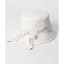 ベストスポーツ le coq sportif（ルコックスポルティフ）製品。Le coq sportif ルコック レディース ゴルフ 帽子 バイザー ロゴリボン付きバケットハット QGCVJC70W 23SS 春夏 吸汗速乾 抗菌防臭 サイズ調整仕様 綿 ポリエステル ネイビー ホワイト