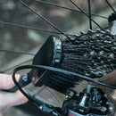 ベストスポーツ MUC-OFF（マックオフ）製品。MUC-OFF マックオフ 自転車 メンテナンス 洗車ブラシ TYRE & CASSETTE BRUSH バイク洗車用ブラシ 09-7900100100 ナイロン製