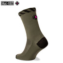 ベストスポーツ MUC-OFF（マックオフ）製品。MUC-OFF マックオフ 自転車 アクセサリー ソックス TECHNICAL RIDERS SOCKS テクニカル ライダーソックス 09-3100100808 ロゴデザイン サイクリングソックス 蒸れ汗の不快感を軽減 快適性 パフォーマンス性 ポリプロピレン ライクラ エラスタン