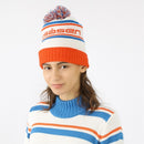 ベストスポーツ Rosasen（ロサーセン）製品。Rosasen ロサーセン レディース ゴルフウェア 帽子 ニット帽 ニットキャップ 046-57062 22FW 秋冬 ジャカード編み 3色ポンポン カジュアルスタイル アクリル アイボリー グレー ネイビー